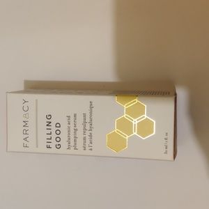 Farmacy Filling Good Hyaluronic acid plumping serum
